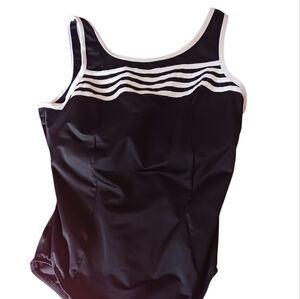 Miraclesuit Size 12 DD Black And White HILgh Neck Tank Suit With Underwires